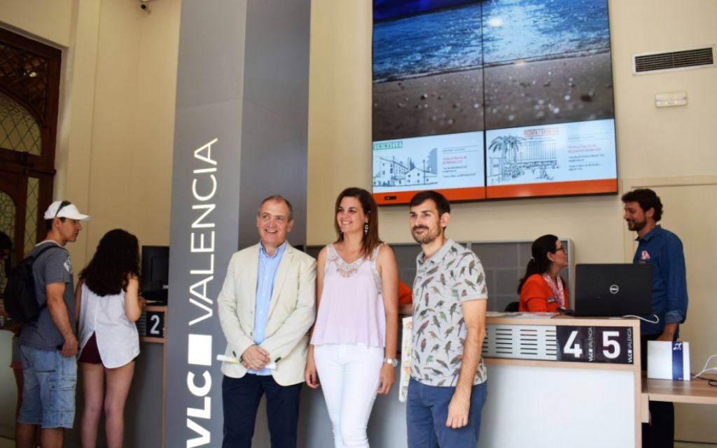  El Ayuntamiento de València abre una Oficina de Turismo de vanguardia en su propio edificio