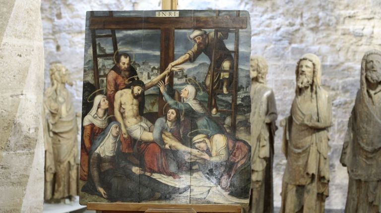 La Catedral de Valencia presenta la restauración del óleo “El Descendimiento”, obra vinculada al círculo de Juan de Juanes