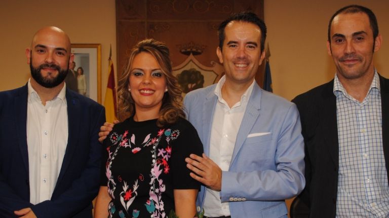 La suerte hace de Mª José González la primera Fallera Mayor de Alberic