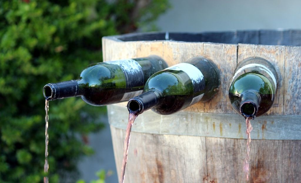  El fin de la vendimia se celebra en Utiel-Requena con la Feria del vino en rama