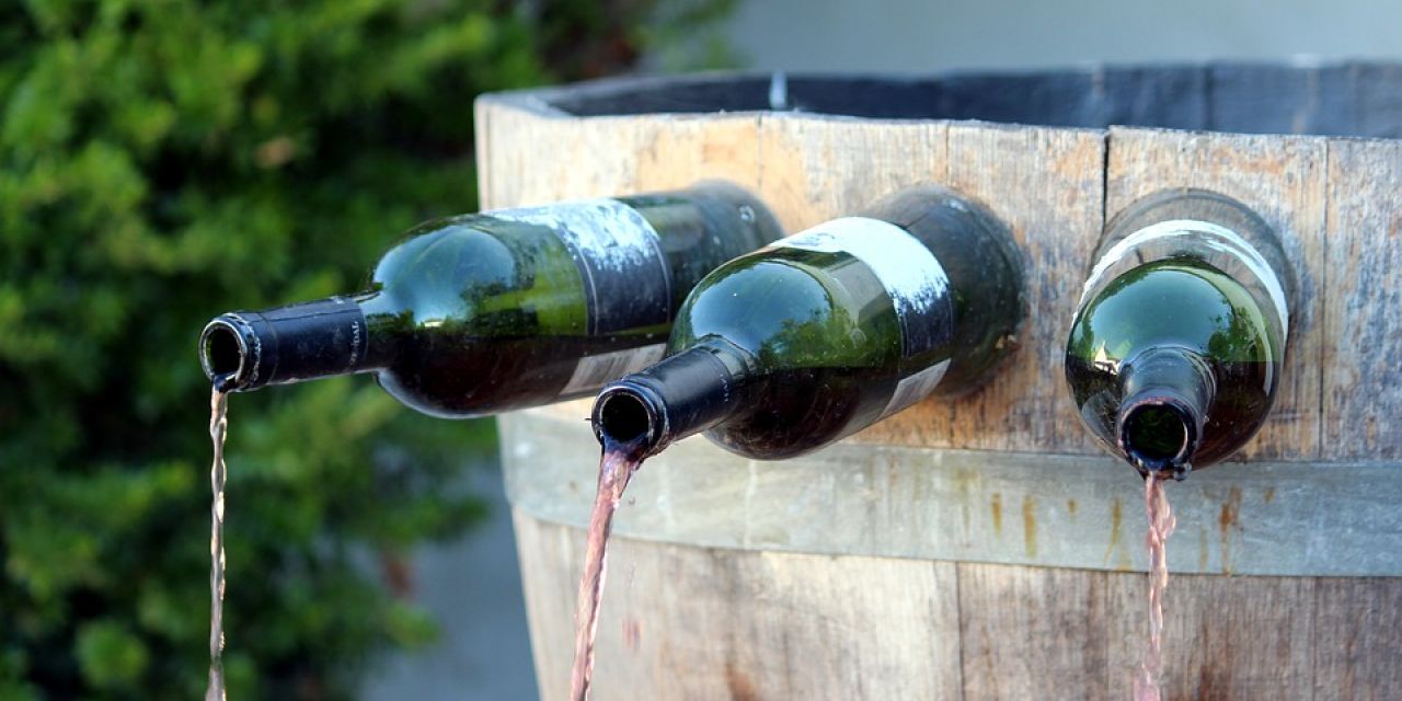  El fin de la vendimia se celebra en Utiel-Requena con la Feria del vino en rama