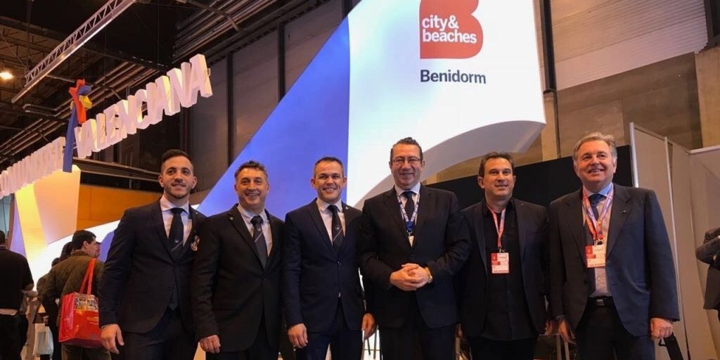  EN FITUR SE HA CERRADO EL ACUERDO DE LA CELEBRACIÓN EN BENIDORM, DEL LIII CONCURSO DE COCTELERÍA DE LA COMUNIDAD VALENCIANA Y REGIÓN DE MURCIA