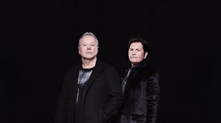 Simple Minds cuelga el cartel de “entradas agotadas” en los Conciertos de Viveros de València